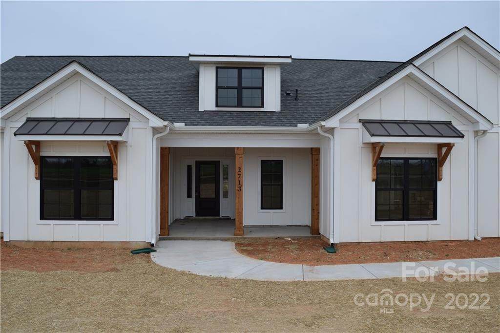 2713 New Salem Road - Photo 1