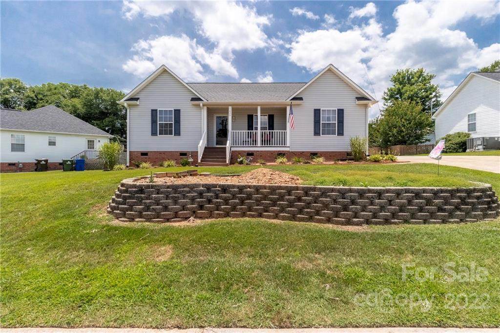 1820 Lawton Drive - Photo 1