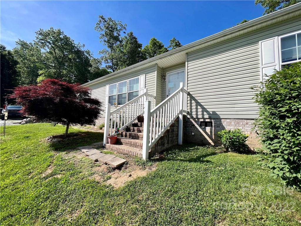 265 Johnny's Creek Road - Photo 1