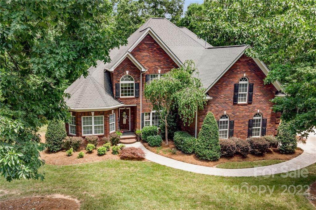 500 Foxglove Lane - Photo 1