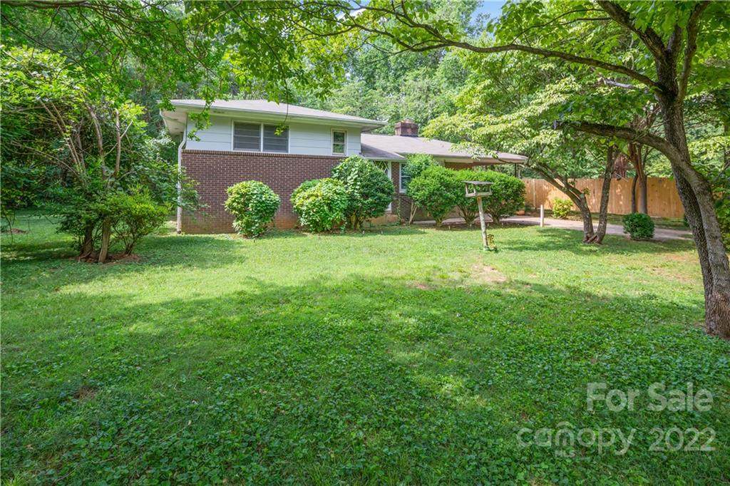 1735 Long Ferry Road - Photo 1