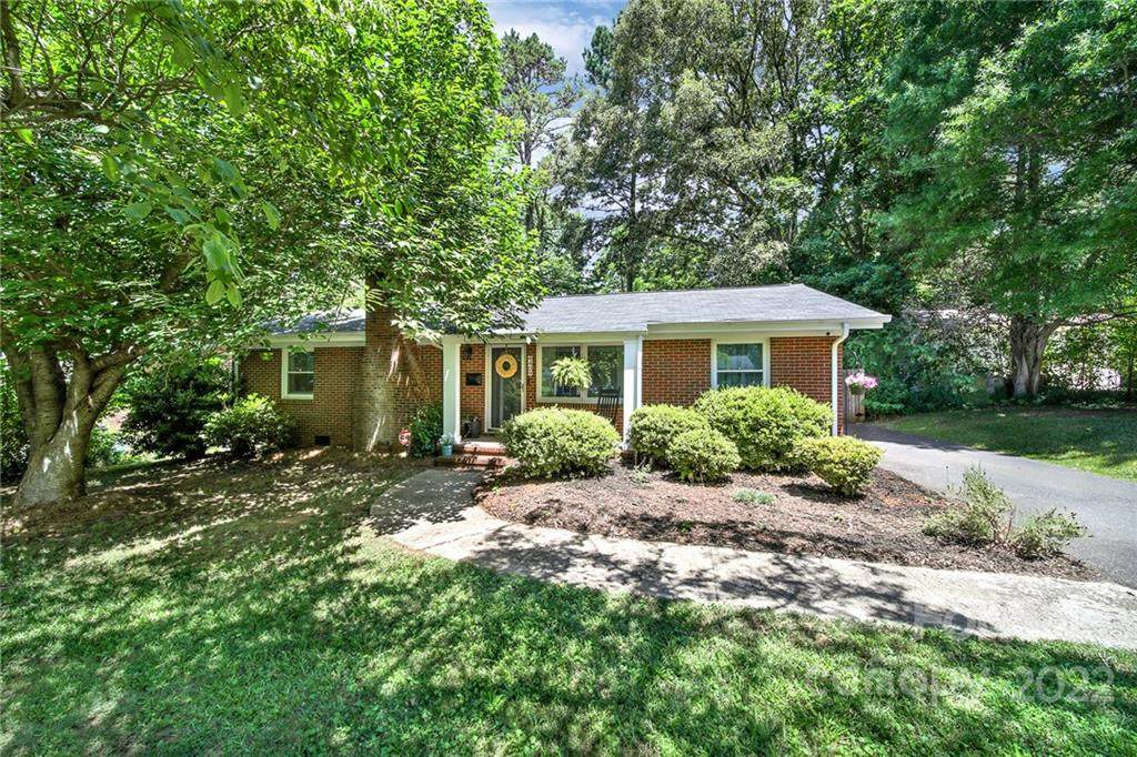 4409 Ivanhoe Place - Photo 1
