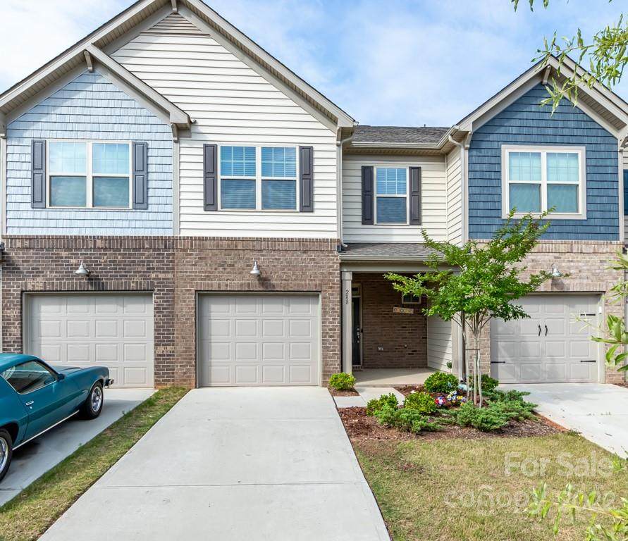 288 Ascot Run Way - Photo 1
