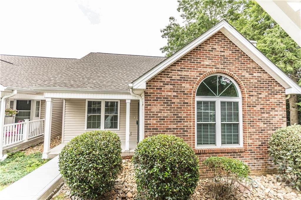 59 Woodridge View Court - Photo 1