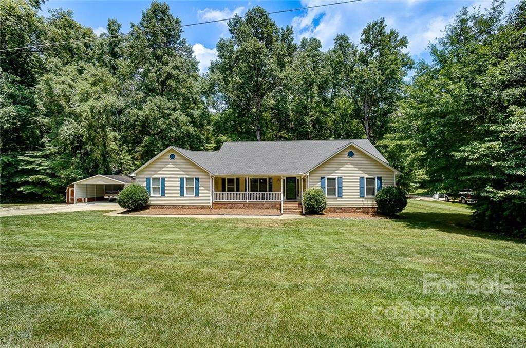 69 Mary Circle - Photo 1
