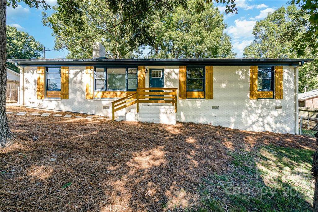 104 Delmont Court - Photo 1