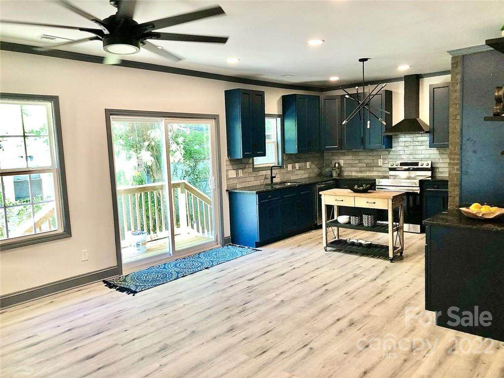 2216 Tate Street - Photo 1