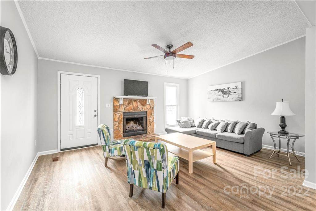 4021 Courtland Drive - Photo 1