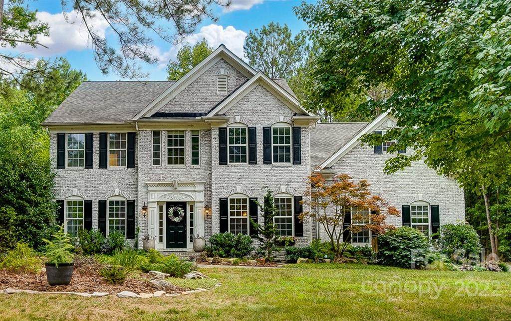 4384 Enchantment Cove Lane - Photo 1