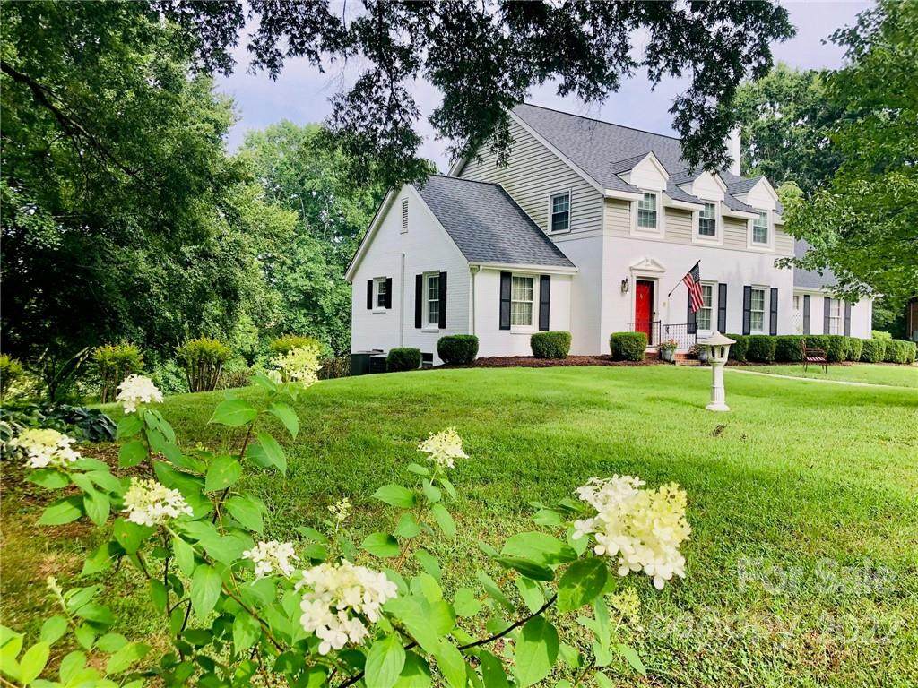 134 Bayfield Road - Photo 1