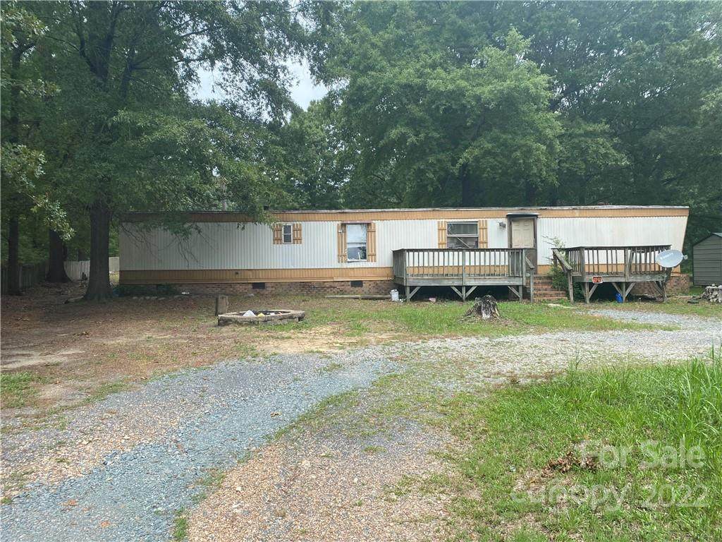 815 Park Drive - Photo 1