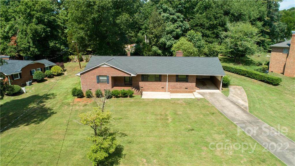 515 Dutchman Avenue - Photo 1