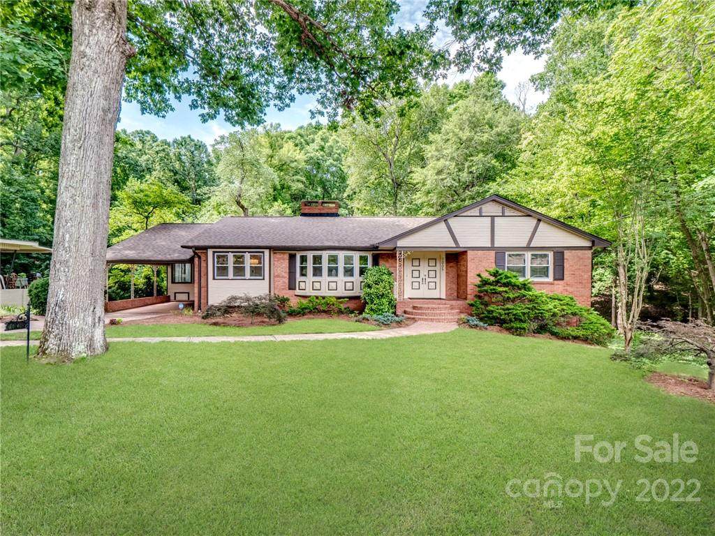 1005 Sumter Street - Photo 1