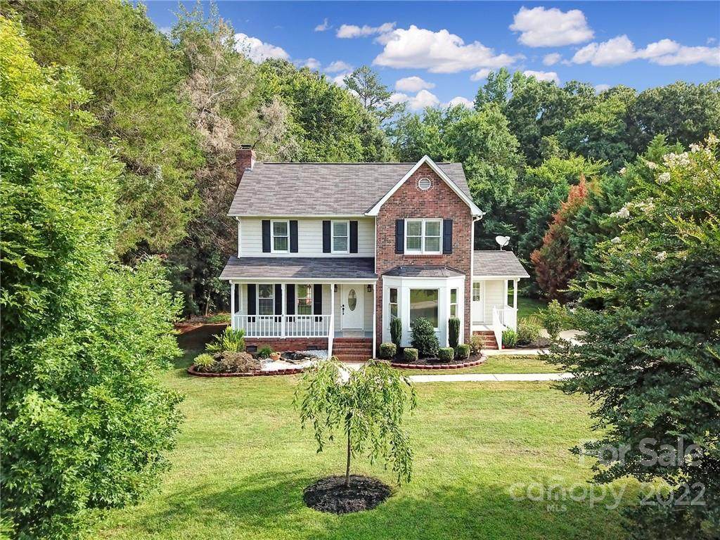 2810 Chapman Circle - Photo 1