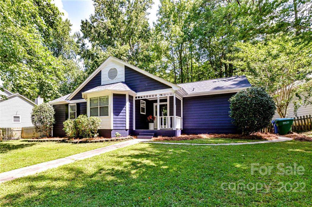 10221 Grand Junction Road - Photo 1