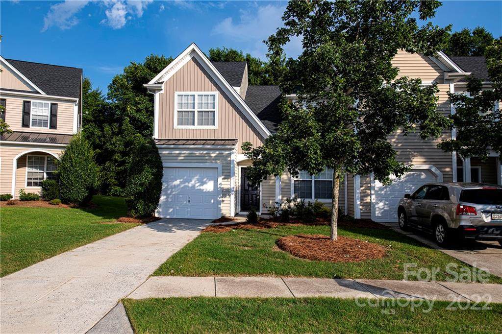 11253 Lions Mane Court - Photo 1