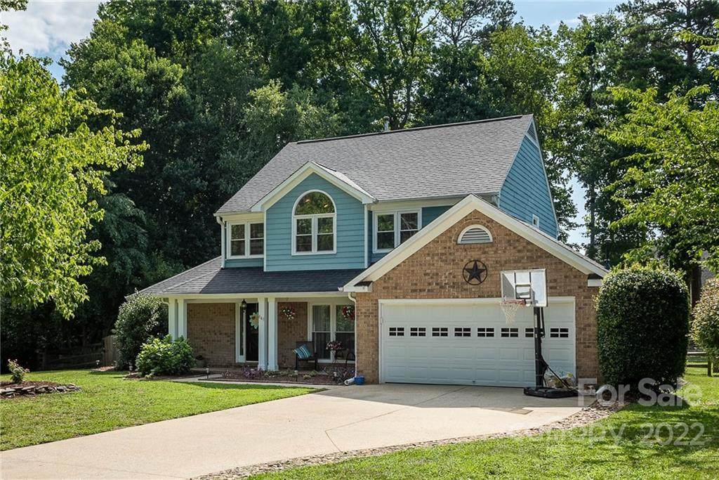 641 Franklin Grove Drive - Photo 1