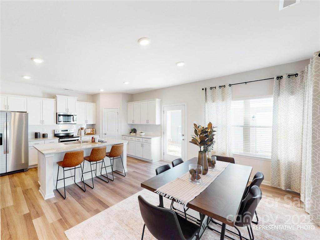 9006 Ramsford Court - Photo 1