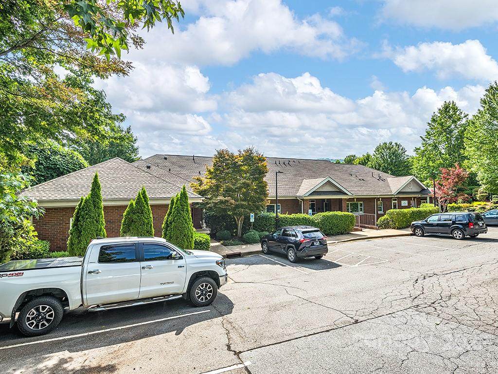 2 Walden Ridge Drive - Photo 1