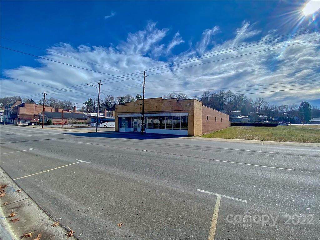 225 Park Street - Photo 1