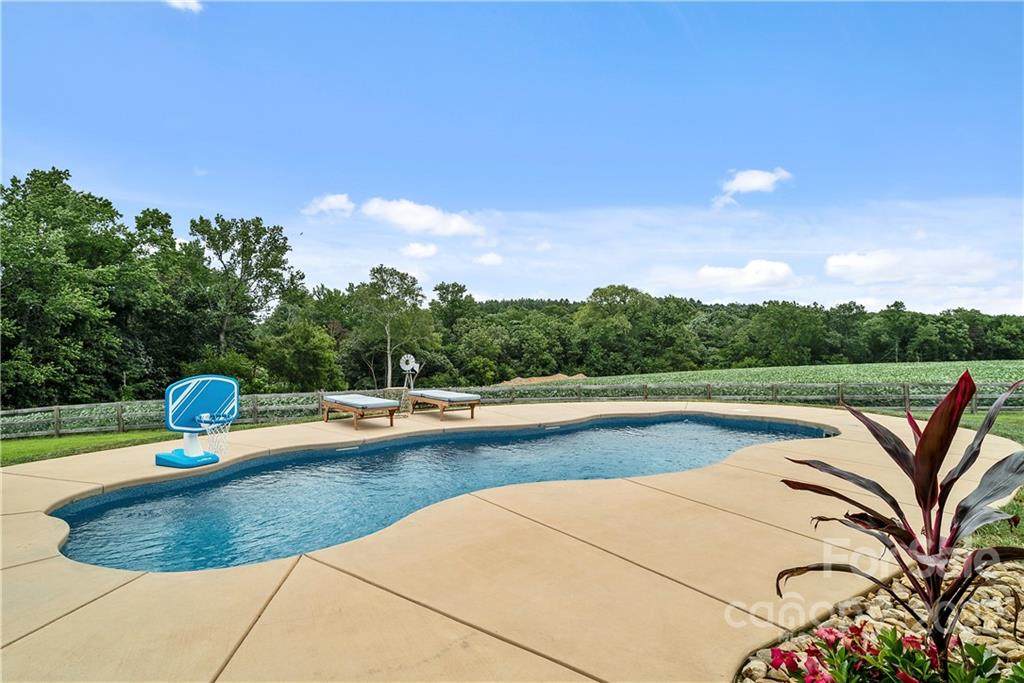 4051 Avis Way - Photo 1