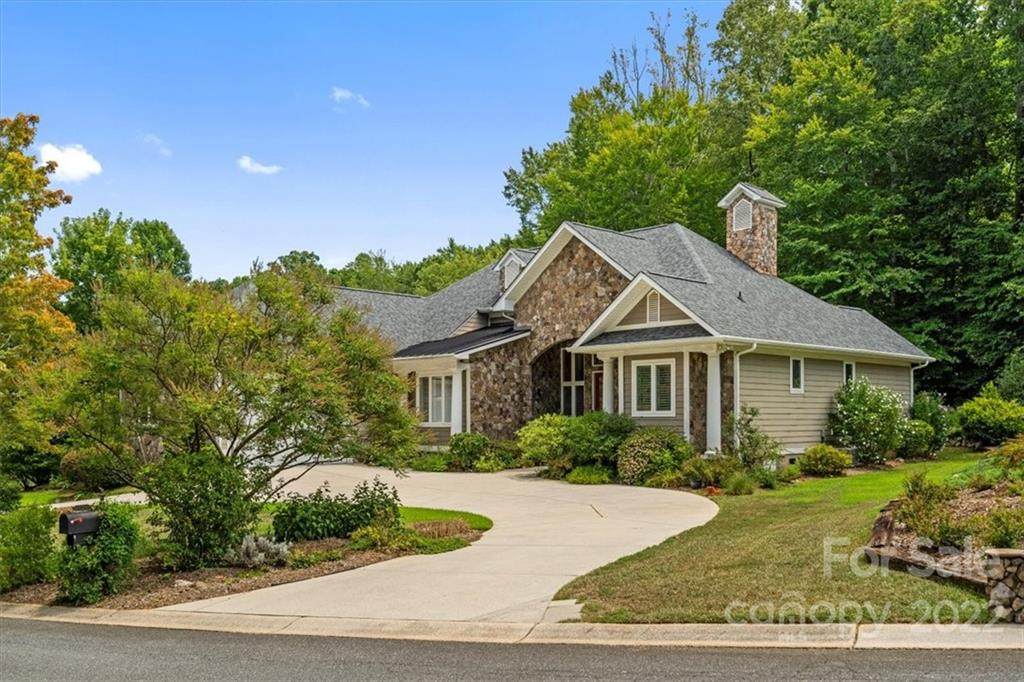 816 Creek Bluff Road - Photo 1