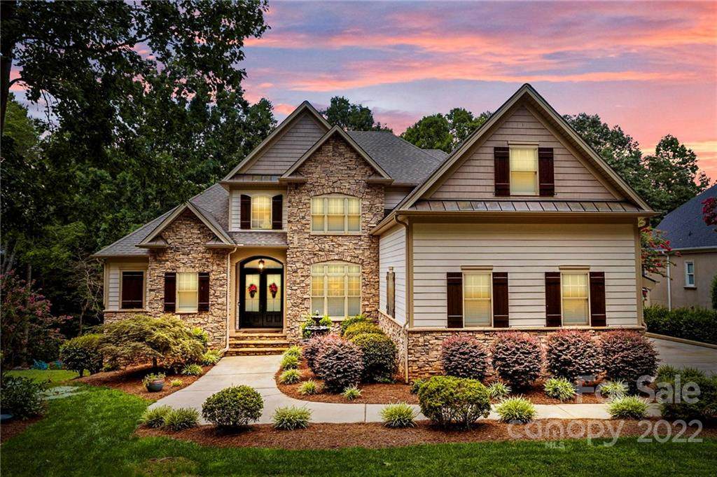 2227 Metcalf Drive - Photo 1