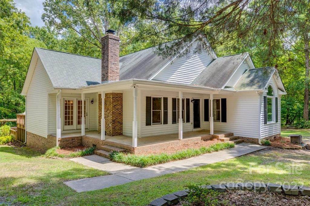 7001 Providence Road - Photo 1
