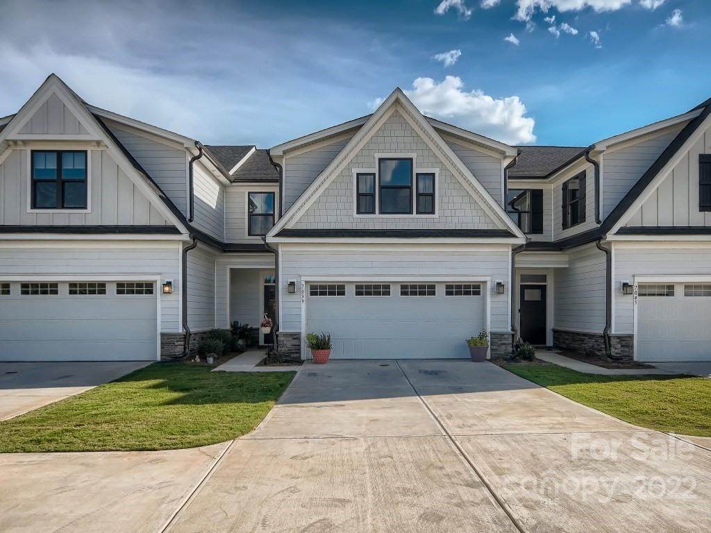 7039 Old Evergreen Parkway - Photo 1