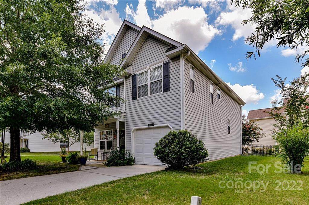 12103 Royal Castle Court - Photo 1