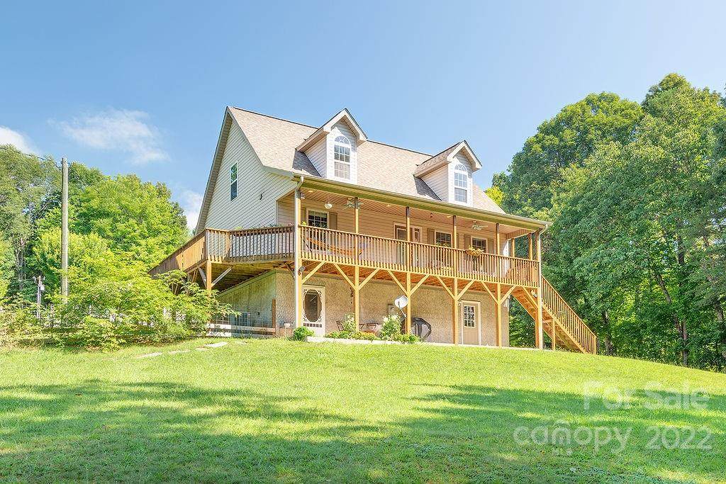 35 Corvette Drive - Photo 1