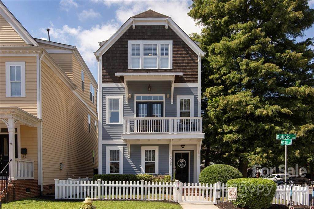 539 Dubois Court - Photo 1