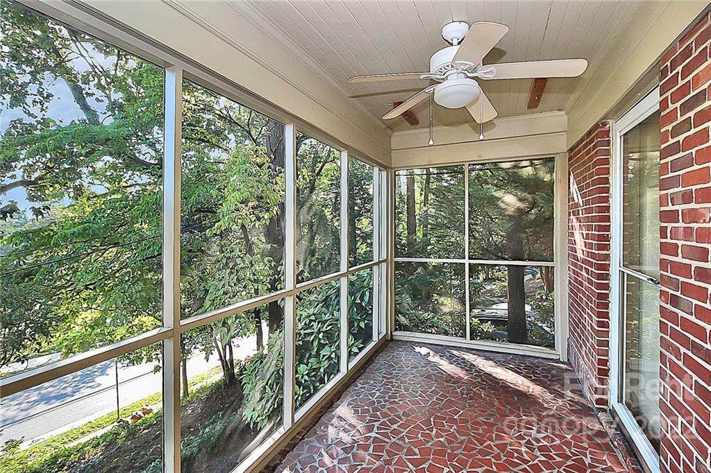 1144 Buchanan Street - Photo 1