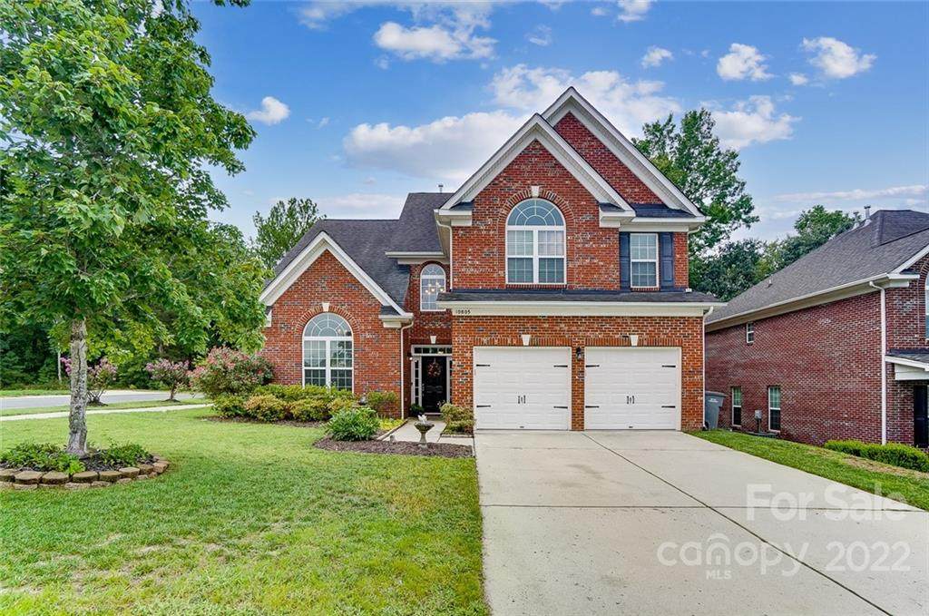 10805 Bennett Drive - Photo 1