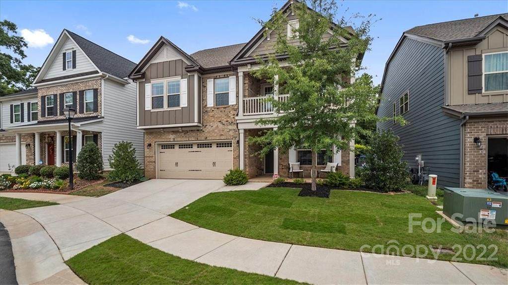 946 Ashton Oak Court - Photo 1