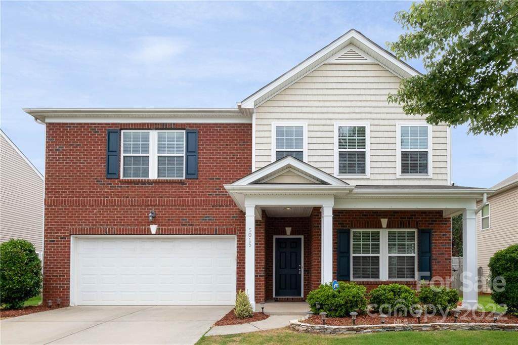 5015 Elementary View Drive - Photo 1