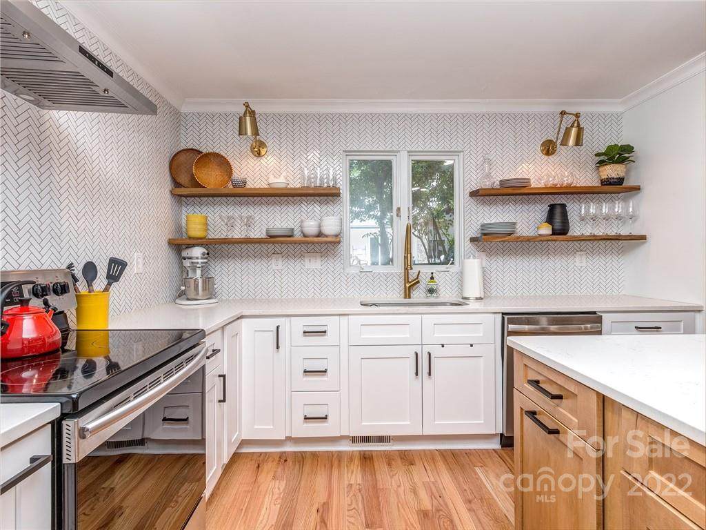 5016 Celeste Court - Photo 1