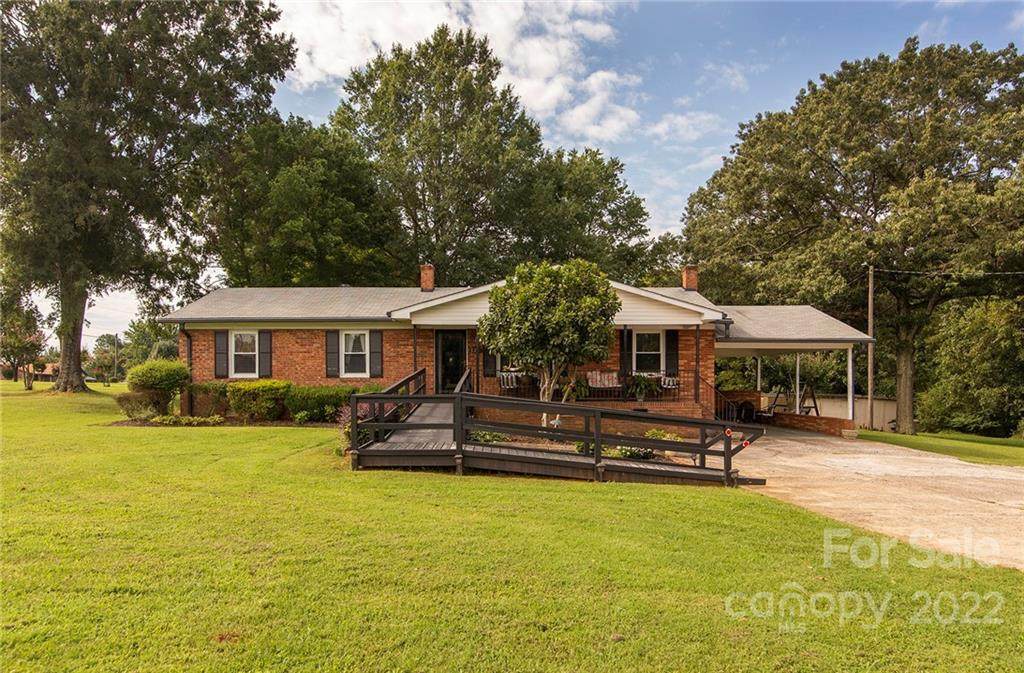 325 Cornelius Road - Photo 1