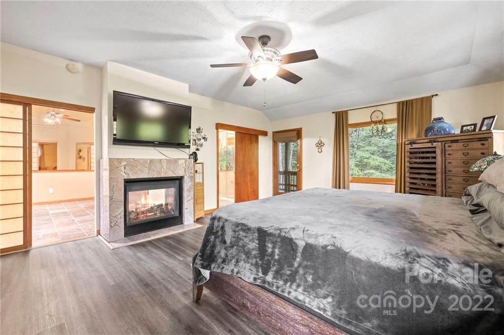 450 Brannon Forest Drive - Photo 1