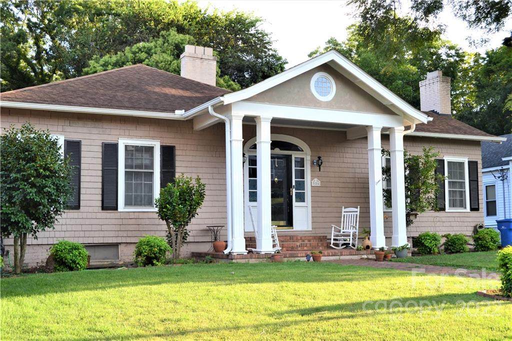 226 North Street - Photo 1