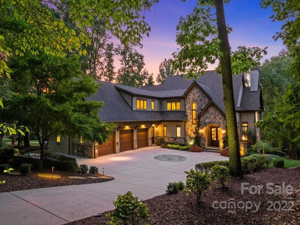 127 Cades Cove Lane - Photo 1