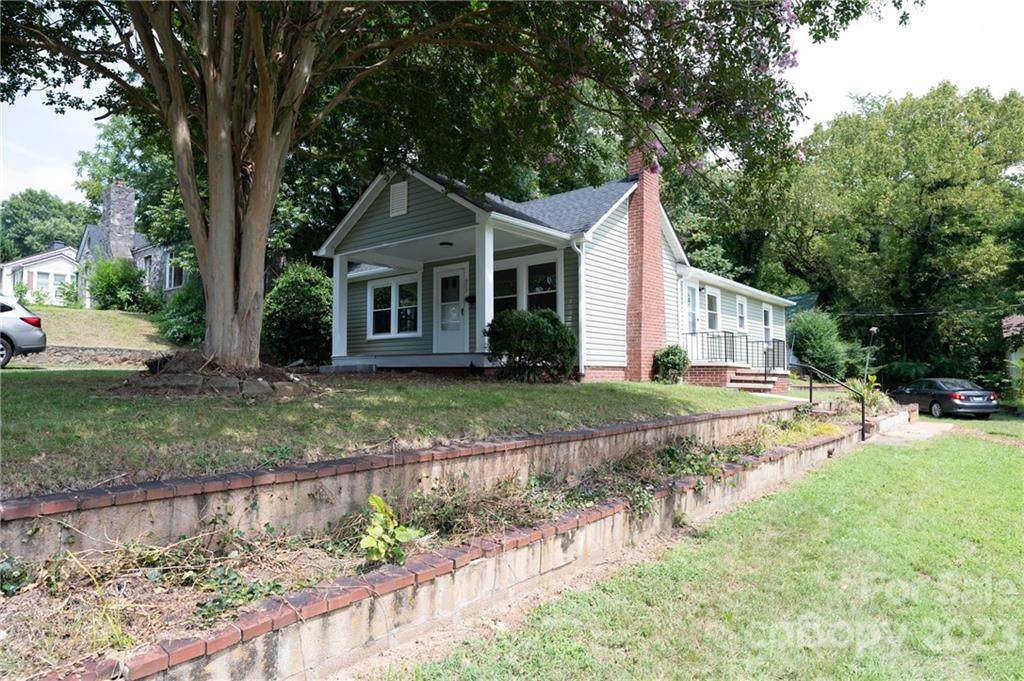 202 Abernathy Street - Photo 1