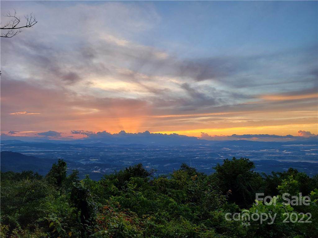 6431 Walkertop Mtn Overlook Drive - Photo 1