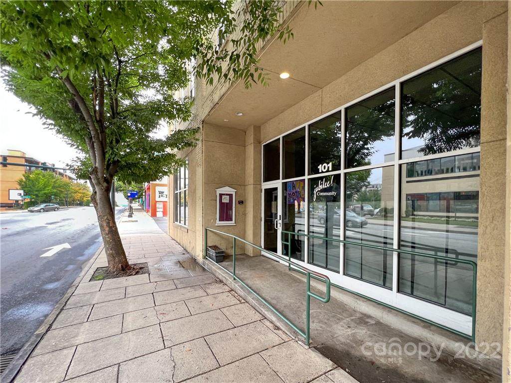 101 Patton Avenue - Photo 1