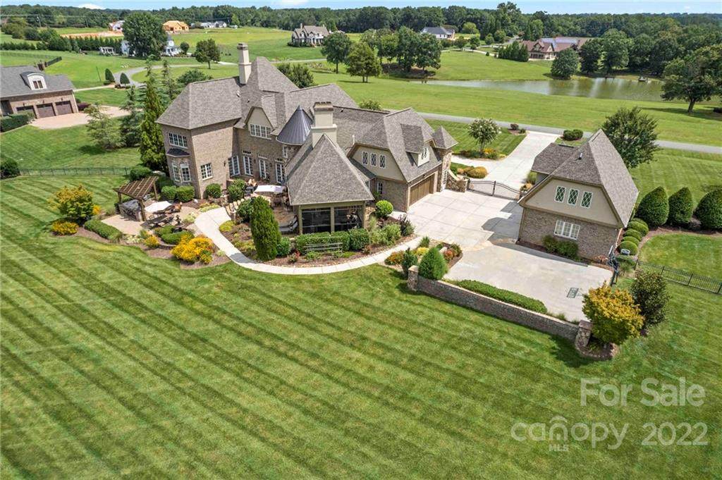 1294 Teeter Farms Drive - Photo 1