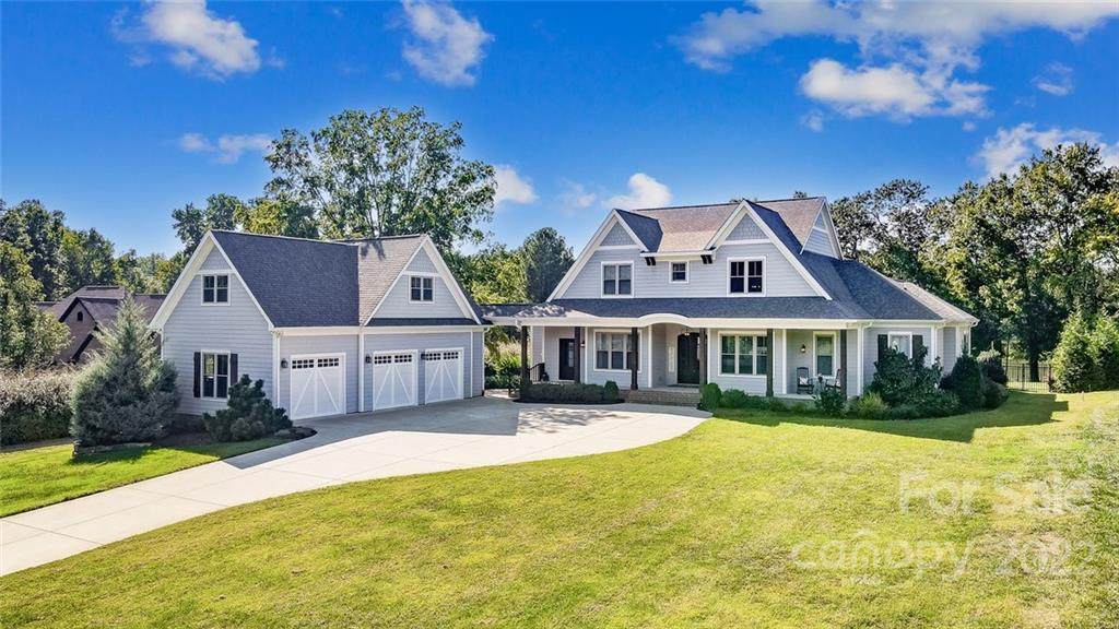1712 White Pond Lane - Photo 1