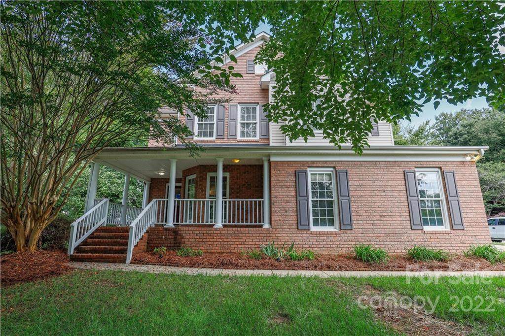 103 Shadyview Lane - Photo 1