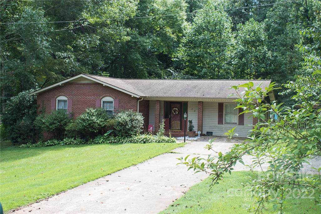 109 Dogwood Court - Photo 1