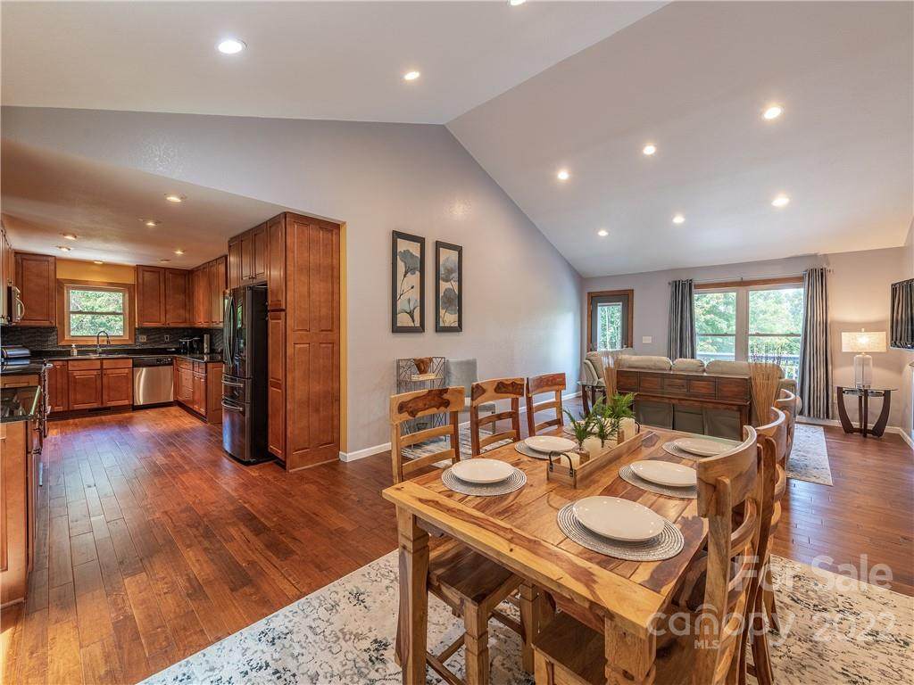 371 Wesley Street - Photo 1
