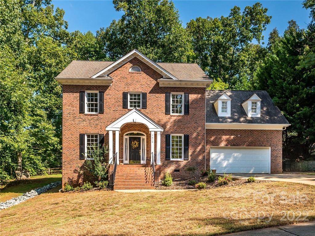 7819 Red Oaks Trail - Photo 1